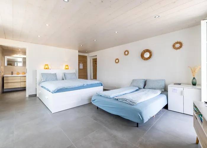 Aloha Bed & Breakfast 3*