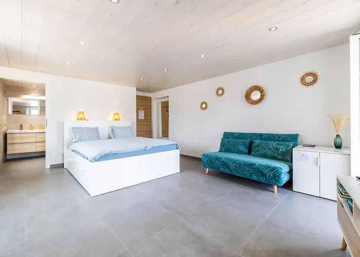 Aloha Bed & Breakfast Port-Valais